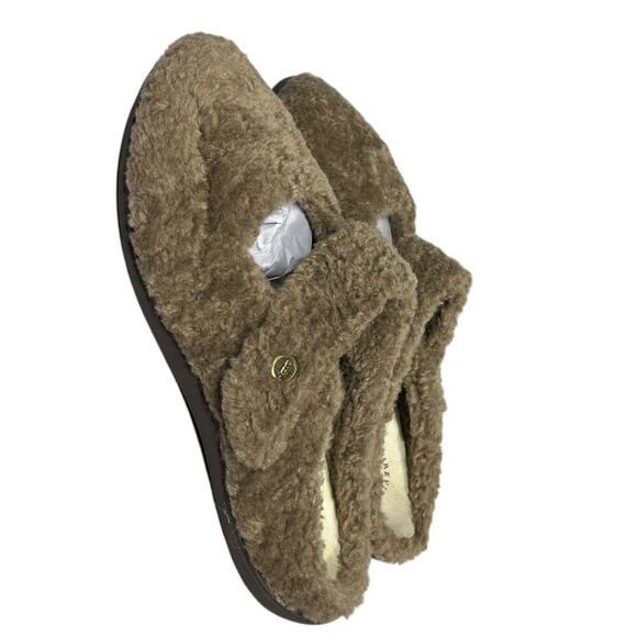 Revealing Women’s Oceanside adjustable Slippers/Size-9B - Picture 4 of 16